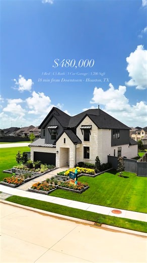 Kevin Tran | Texas Realtor | Investor on Instagram: "🔥 4 Beds | 3.5 Baths | 3-Car Tandem Garage | Game + Media Spaces | 3,400 Sq Ft 🔥 This home marries elegance + function—imagine a grand rotunda foyer, soaring ceilings, sight lines through a wall of windows, and open flowing living designed for hosting and everyday comfort. ✨ Two-Story Luxury in The Woodlands Hills — Starting at $519,000 | 30–35 Minutes from Houston (no traffic) ✨ Inside the Home 🌀 Dramatic rotunda entry and curved staircase