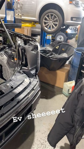 Raymond Wymer on Instagram: "#ev #eletric #motor #slow #af #ford #fyp #tech #mechanic #reels #workflow #work #diag #foryourpage #help"