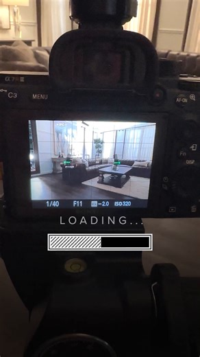 But seriously, with all that 100% top-grain leather, nailhead trim and stylish tufting, Windsor Park doesn't *need* a fancy photoshoot to look this good. Take your space to the next level: http://spr.ly/6188e0VVG | Value City Furniture