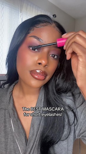 If you have short eyelashes…join the club! #eyelashes #fypシ #makeup #makeuphacks #makeuptutorial #makeupforbeginners