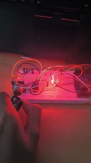 Gas Leakage detection system using Arduino Uno and MQ2 sensor.