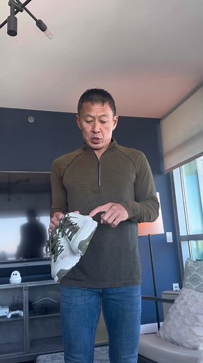 Exploring Cloudon Shoes: A Fun Shoecheck Adventure