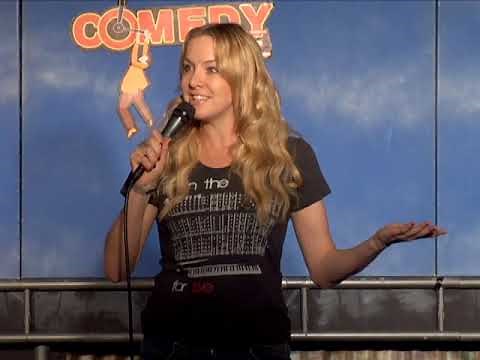 Los Angeles Culture Shock Seen by an Australian | Christina Davis | Chick Comedy