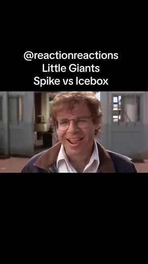 Little Giants. Spike vs Icebox. #littlegiants #nygiants #dallascowboys #cheerleader #rickmoranis #edoneill #football #peeweefootball #1990smovie