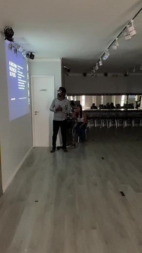 Construçao de poses 📸 #posing #schoolmodels #escolademodelos #workshopdeposes #newface #riodejaneiro #niteroi