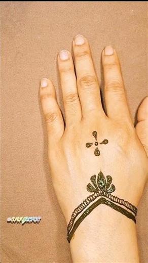 simple and classy mehndi design ✨️