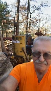 56K views · 1.1K reactions | Chain Saws Don’t Cut Wire #chain #saws #cut #wire #tractor #wood #old #kubota | Tractorman | Facebook