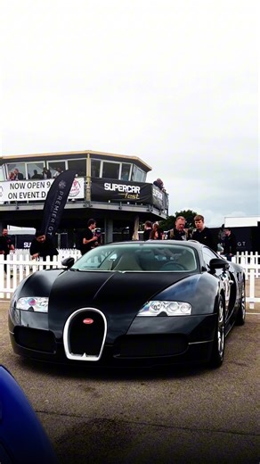 Exploring the Bugatti Veyron: A Supercar Icon
