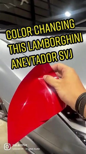 Transform Your Ride: Color Changing Lamborghini Aventador SVJ Roadster