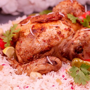 Our take on this famous middle eastern cuisine "Chicken Mandi" Complete Recipe: https://goo.gl/xvbDdQ Download Mobile App: goo.gl/tXAXi4 #SooperChef #ChickenMandi #GuardRice | SuperChef