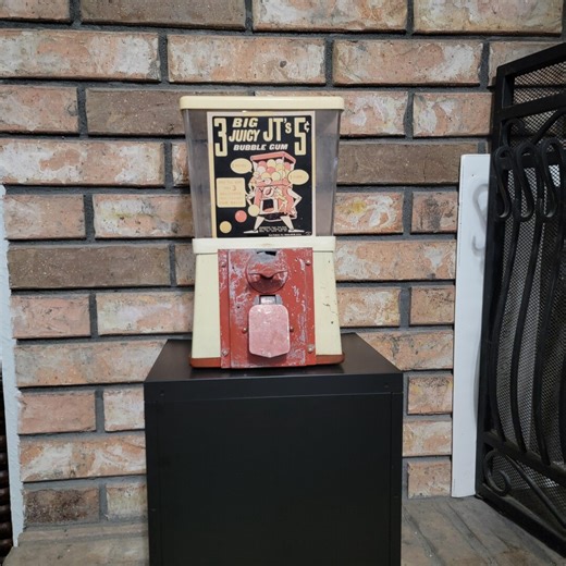 Vintage 1960s JT Gumball Machine - Etsy