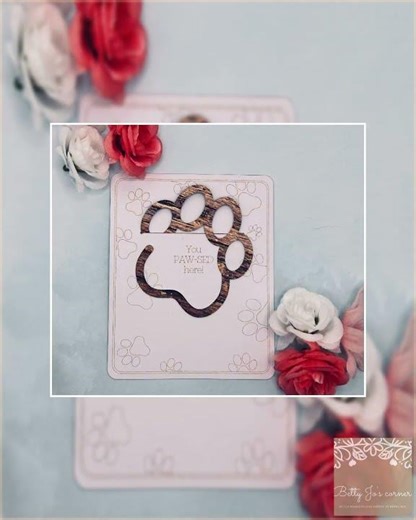 Flexible Paw Book Marker with Wood Grain Design - Lightweight and Thin