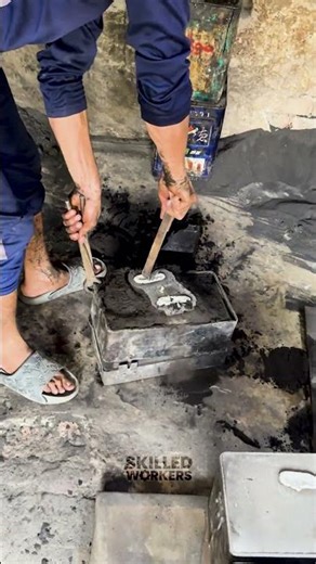 Discover the Art of Metal Shoe Mold Making!