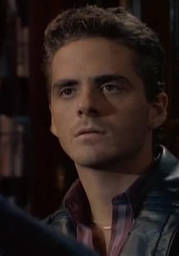 21 Jump Street S01:E05 - My Future's So Bright, I Gotta Wear Shades