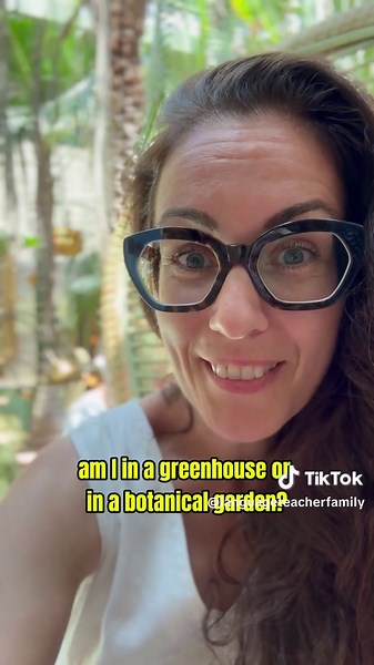 Where am I? #languageteacherfamily #learnenglish #botanicalgarden