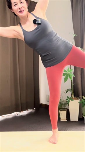 [1-Minute Yoga Every Day] Strengthen Your Muscles with Balance Poses!