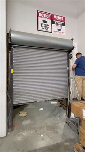 Back receiving roll up door the chain came off and is stuck 2013706860 #rollingdoor #newjersey