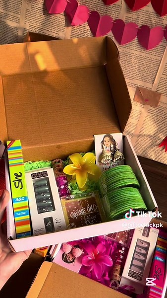 Exciting Colour-Themed Surprise Boxes for Gifting