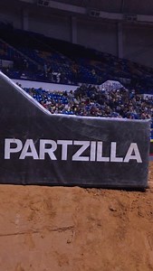 @partzillaarenacross rounds 7 & 8 Race Highlights live on the TWMotocross YouTube! 📺 Another great weekend of racing with the fastest riders in Arenacross! 🤘🏻 See everyone at the next one Dec 12-13 in Macon Georgia 📍 🎥 @gavenayala @partzilla #arenacross #twmx #motocross | TransWorld Motocross