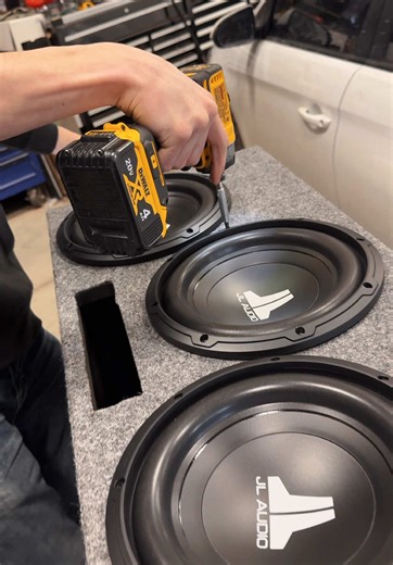 Triple 10 Inch Subwoofer Installation With Epic Amp