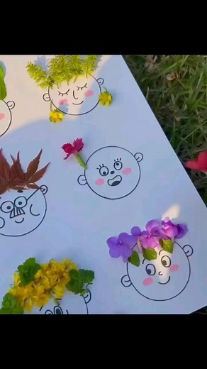 Best Kids Activities | Nature art flower collages to make with kids! A simple process art activity for toddlers and preschoolers using natural materials 請⠀ ⠀ ⠀... | Instagram
