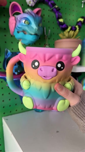 Wicked Winks on Instagram: "The cutest little ice cream holders! 🐮 I don’t recommend using gemtac for these as the slots aren’t deep enough for the pieces so I recommend using a bonding glue. • File Designer/Creator: @lehadesignat • Filament - Kingroon Rainbow - Kingroon Brown #asmr #3dprint"