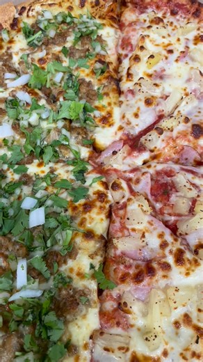 Half Taco Pizza 🌮🍕, half Hawaiian 🍍🍖? At Pizza La Campeona, you choose the combo — we make it happen. Fresh dough, your favorite toppings, and flavor made just the way you like it. 📍 1500 N Story Rd Suite 604, Irving, TX 75061 📞 (972) 399-2600 Dine in • Pick up • Delivery | Pizza La Campeona