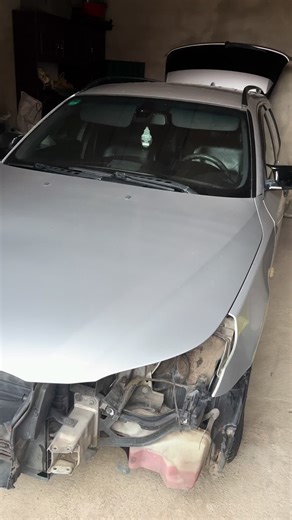 Розборка BMW E61/E60 Капот 250€ Крило 100€ Дверка 100$ Двигун: M57N / M57TUD30 Трансмісія: АКПП E61 / E60 6HP26 - 500€ Кузов та оптика: • М Бампер E61/E60 • Крило E61/E60 • Двері E61/E60 • Фари E61/E60 • Ліхтарі E61/E60 • М Пороги E61/E60 • Підкрилки E61/E60 Салон та керування: • Салон E61/E60 • М Кермо E61/E60 • Торпеда E61/E60 • Рульова рейка E61/E60 Агрегати та комплектуючі: • Генератор E61/E60 • Стартер E61/E60 • Форсунки E61/E60 • Турбіна E61/E60 • Компресор кондиціонера E61/E60 • Насос ГУР