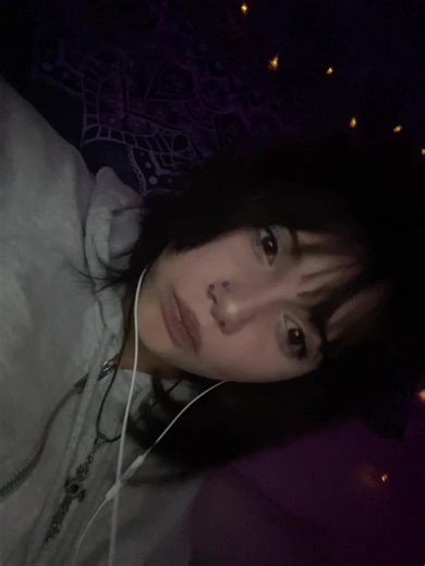 ig : toriconfirmedunicorn #foryoupage #greenscreen #alt #wlw #LanguageLearning