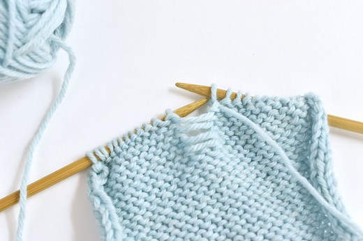 How to Pick Up a Dropped Purl Stitch