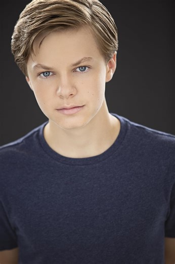 Tanner Flood | Actor