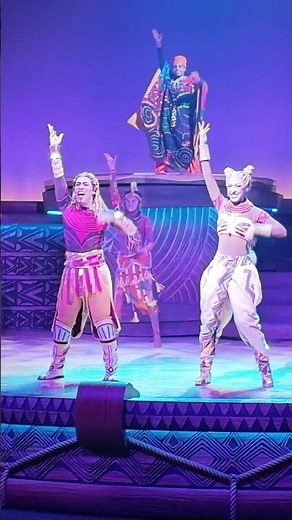 Je voudrais déjà être roi 👑 Le Roi Lion en live à Disneyland Paris 🦁✨