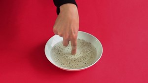 ‘Boo Finger’. A spooky magic trick for Friday the 13th! | Wonderbly