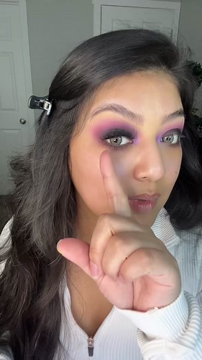 How to Apply False Lashes | Makeup Tricks and Tips