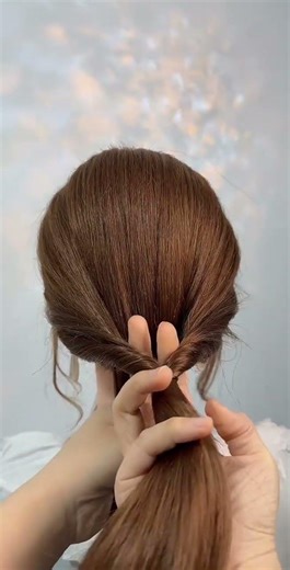 The correct way to tie a ponytail#Compile and distribute tutorials