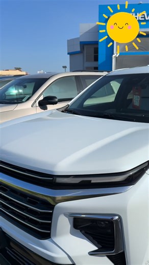 ☀️🌴 THE SUN IS FINALLY OUT AT MERCED CHEVROLET! 🌴☀️ GOOD MORNING CENTRAL VALLEY!! If this sunshine doesn’t put a smile on your face and get you fired up for the holidays, we don’t know what will! After sitting under a blanket of gloom for what feels like a month… TODAY IS THE DAY. The lot is glowing, the deals are HOT, and we’re LIVE at Merced Chevrolet! 🎄✨ Come soak up the California sunshine and check out our absolutely beautiful lineup, including: 🔥 ALL-NEW 2026 CHEVROLET SILVERADOS – 💥