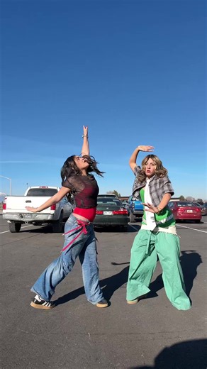 calm luh wiggle #ootd #dance | dancing