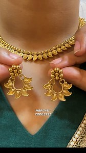 30K views · 52 reactions | Kubera collections Product code: 2732 MRP:999❌ SALE:749✅ Dispatch in 2 working days. Dm us for enquiries. More collections are available on our website https://www.lollipopzboutique.com/Home/product_detail/NjUwNjA/Kubera_Collection_Palaka_Necklace_Set_PA_2732 | Lollipopz Boutique | Facebook