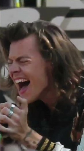 Harry Styles - Drag Me Down | One Direction