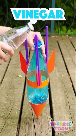 Cool Experiment for Kids👩🏽‍🚀 Launching a Rocket into Space 🚀 🔭 #shorts #kids