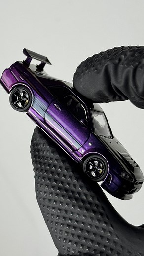 🤍💜SKYLINE GTR R34💜🤍 •ASTRALIA SPECIAL EDITION• #inno64 #hotwheels #hotwheelsmalaysia #rlc #hotwheelsdaily #hotwheelsinstagram #hotwheelscollector #hotwheelsjdm #hotwheelsindonesia #hotwheelscustoms #dmarahotwheels #hotwheelscolectors #hotwheelscollection #hotwheelscustom #hotwheelsdiecast #hotwheelspics #diecastcollector #nissan #skyline #gtr #r34 #japanculture #jdm #nismo #reels #maffminiatures | Andoni