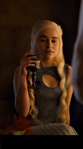Take Off Your Clothes #emiliaclarke #gameofthrones