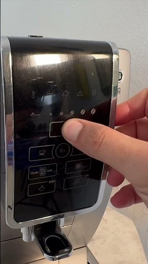 "Descale your DeLonghi Dinamica in 60 seconds!"