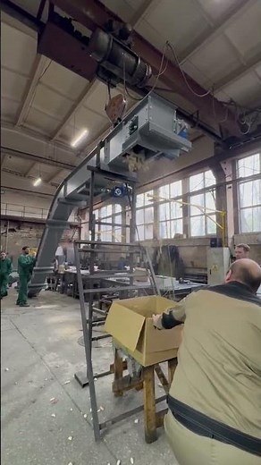 Z-shaped chain conveyor