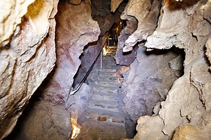Ultimate Guide to Colossal Cave, Arizona (Tours, Pricing, History, Map)