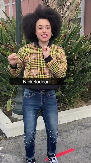 Iconic Nickelodeon Theme Song Singalong with Gabriellenevaeh and That Girl Lay Lay