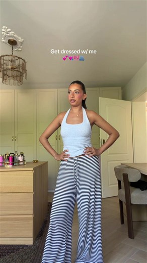 Get Dressed With Me: Outfit Ideas & Styling Tips