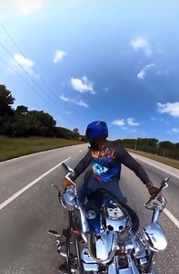 557K views · 1.5K reactions | What would you do??? People always blame the bike riders but clearly as you can see that’s not always the case ‍‍‍ | Easyriders Magazine | Facebook
