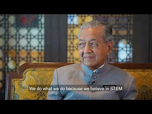 World’s Oldest Prime Minister Learns to Code