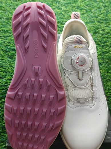 ECCO Golf Shoe size 40 #မြန်မာtiktok😁 #myanmartiktok🇲🇲🇲🇲 #fypmyanmar #မြင်ပါများပီးချစ်ကျွမ်းဝင်အောင်လို့🤒🖤 #foryoupage